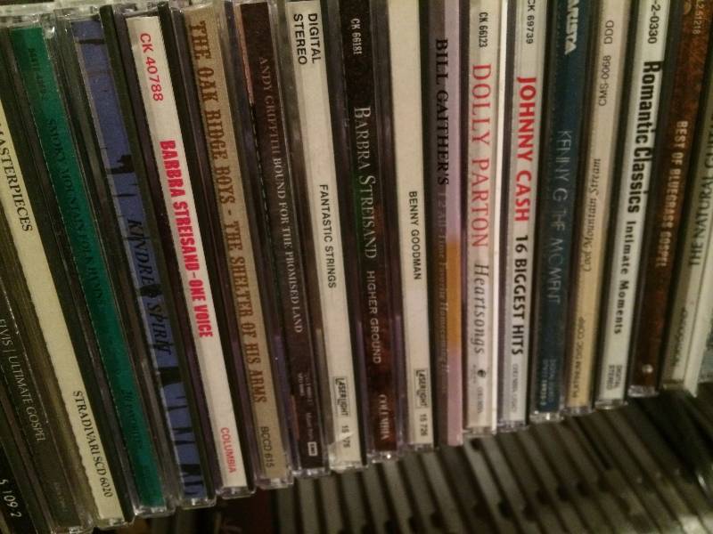lot 207 image: CDs with Stand