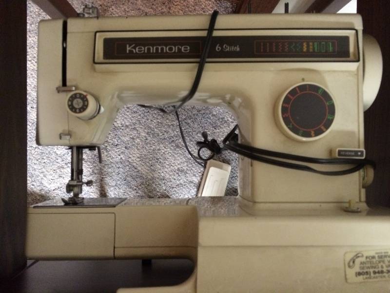 lot 116 image: Vintage Kenmore Sewing Machine with Cabinet