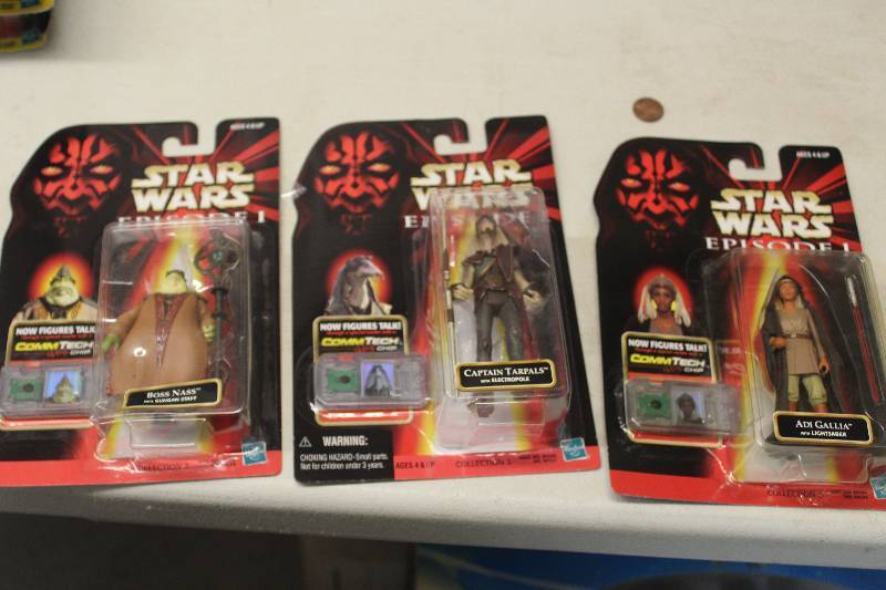 lot 16 image: Lot of (3) Hasbro Star Wars Episode 1 Collection 3 Action Figures Including 1) Boss Nass w Gungan Staff AND 1) Captain Tarpals w Electropole AND 1) Adi Gallia w Lightsaber