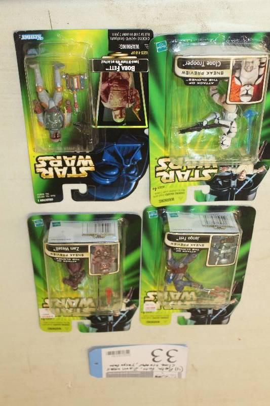 lot 33 image: Lot of (4) Star Wars Action Figures