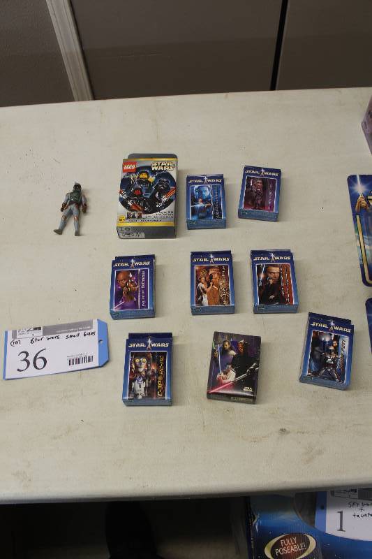 lot 36 image: Lot of (10) Star Wars Episode 1 Action Figures Small Box