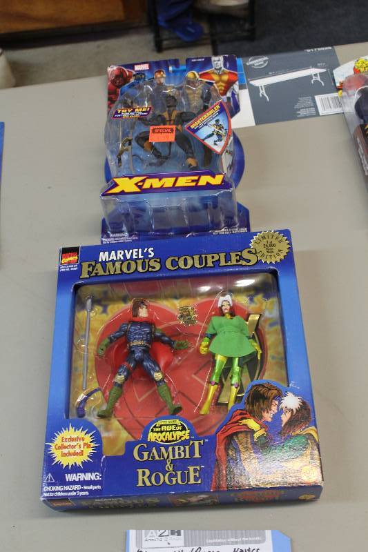lot 77 image: Lot of (2) Marvel Action Figures Including 1) Famous Couples Gambit & Rogue AND 1) X-Men Nightcrawler