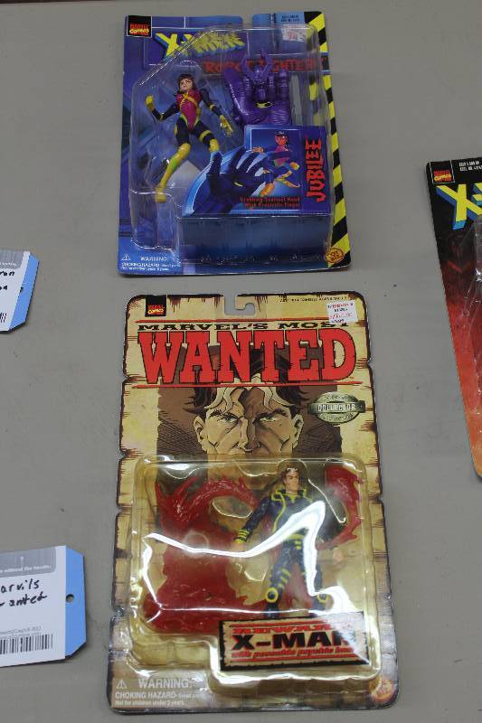lot 72 image: Lot of (2) Marvel Collector X-Men Action Figures Including 1) Jubilee AND 1) X-Man