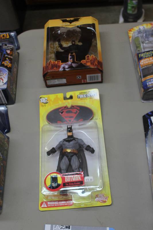 lot 129 image: Lot of (2) Batman Action Figures Including 1) Batman Begins Collectors Edition AND 1) DC Direct Batman The Dark Knight