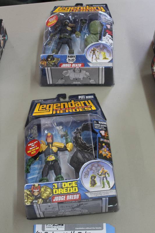lot 131 image: Lot of (2) Legendary Comic Book Heroes Action Figures Including 1) Monkeyman Series Judge Dredd AND 1) Pitt Series Judge Dredd