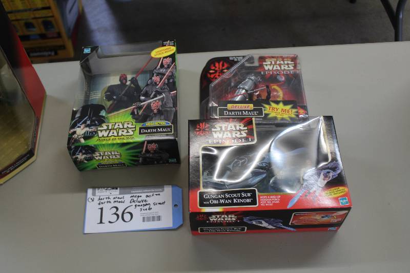 lot 136 image: Lot of (3) Hasbro Star Wars Action Figures Including 1) Episode 1 Gungan Scout Sub w Obi-wan Kenobi AND 1) Episode 1 Darth Maul Deluxe AND 1) Power Of The Jedi Darth Maul Mega Action