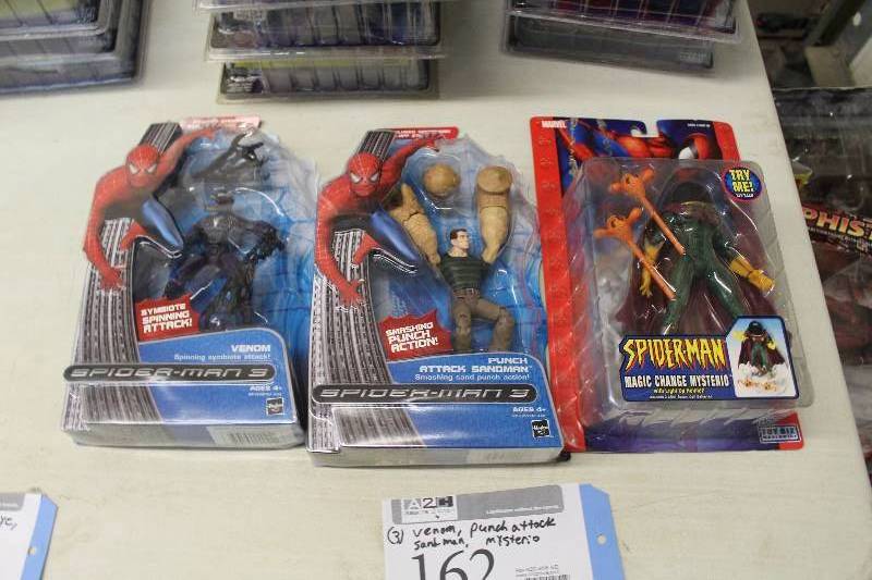 lot 162 image: Lot of (3) Hasbro Spiderman Action Figures Including 1) Venom AND 1) Punch Attack Sandman AND 1) Magic Change Mysterio