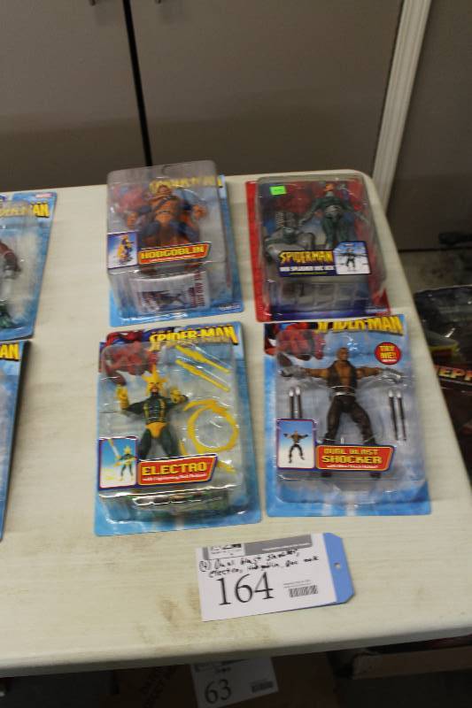 lot 164 image: Lot of (4) Marvel Spiderman Action Figures Including 1) Electro AND 1) Hobgoblin AND 1) Dual Blast Shocker AND 1) Doc Ock