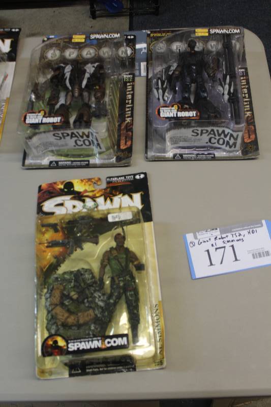 lot 171 image: Lot of (3) Spawn Action Figures Including 1) Giant Robot TS2 AND 1) Giant Robot H01 AND 1) Al Simmons
