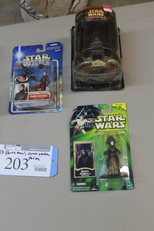 lot 203 image: Lot of (3) Hasbro Star Wars Action Figures Including 1) Power Of The Jedi Queen Amidala Royal Decoy AND 1) Attack Of The Clones Padme Amidala Coruscant Attack AND 1) Episode 1 Darth Maul Figure As Holograph