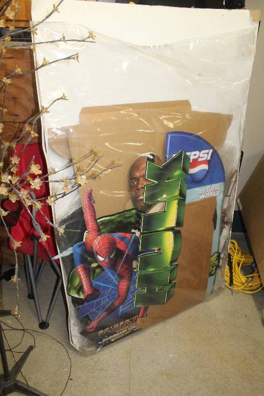 lot 308 image: Lot of Movie Display Art