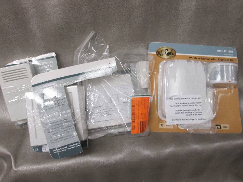 Lot of 4 Open Box Wireless Doorbell...