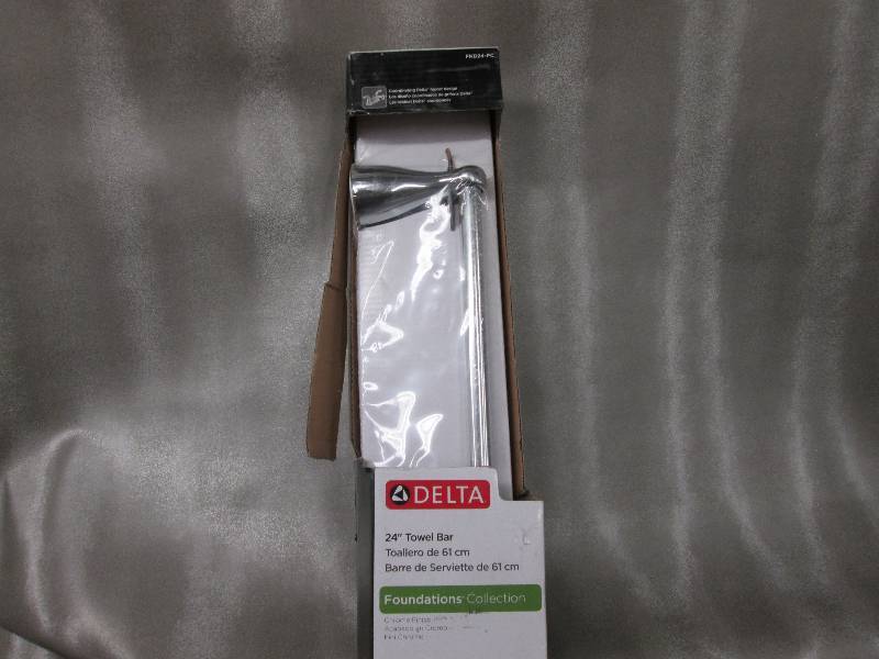 Delta Foundations 24 in. Towel Bar ...