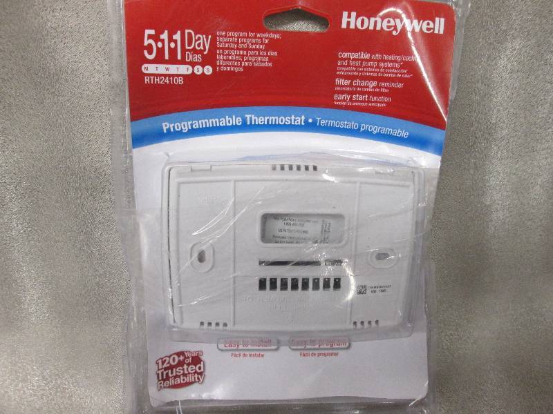 Honeywell 5-1-1 Day Programmable Th...