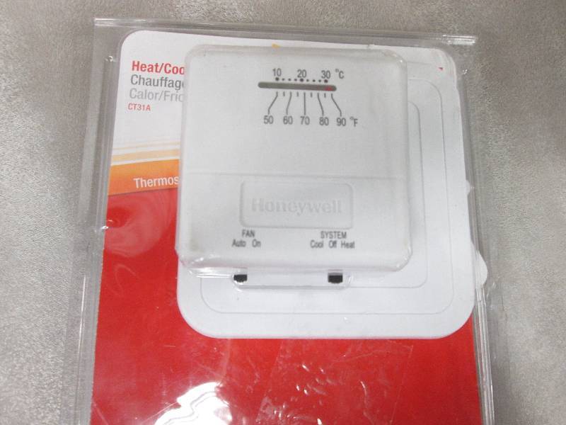 Honeywell Economy HeatCool Thermos...