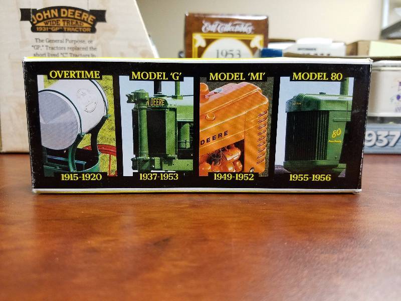 lot 45 image: John Deere Die Cast Tractors Overtime, Model G, Model MI & Model 80