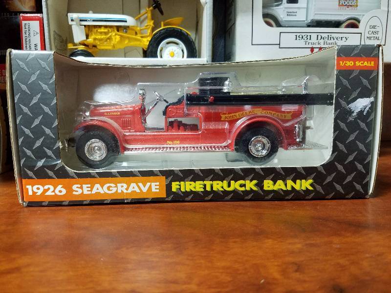 lot 73 image: 1926 Seagrave Firetruck Bank by ERTL