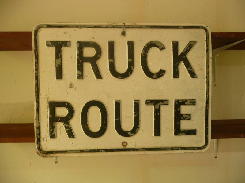 lot 3 image: (OLD) Truck Route Sign