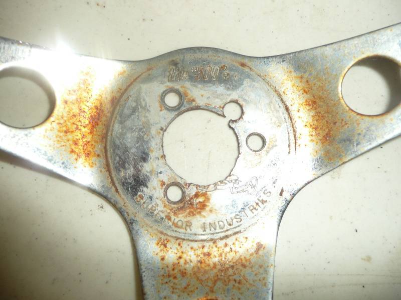 lot 17 image: vintage Steering Wheels