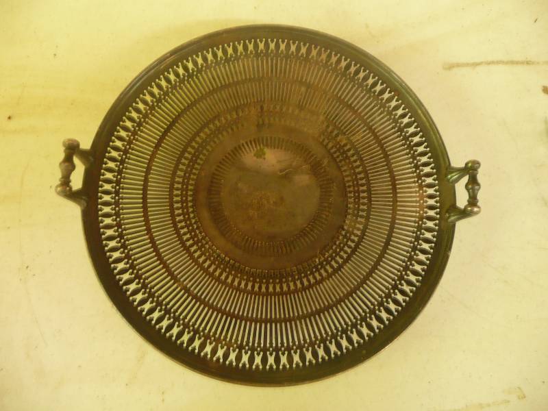 lot 37 image: Vintage Silver Dish