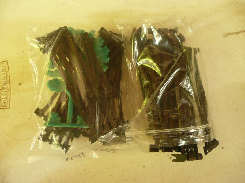 lot 43 image: Marx Fence & Trees