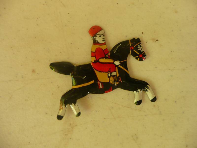 lot 55 image: Rare & Old Cracker Jack Tin Toy