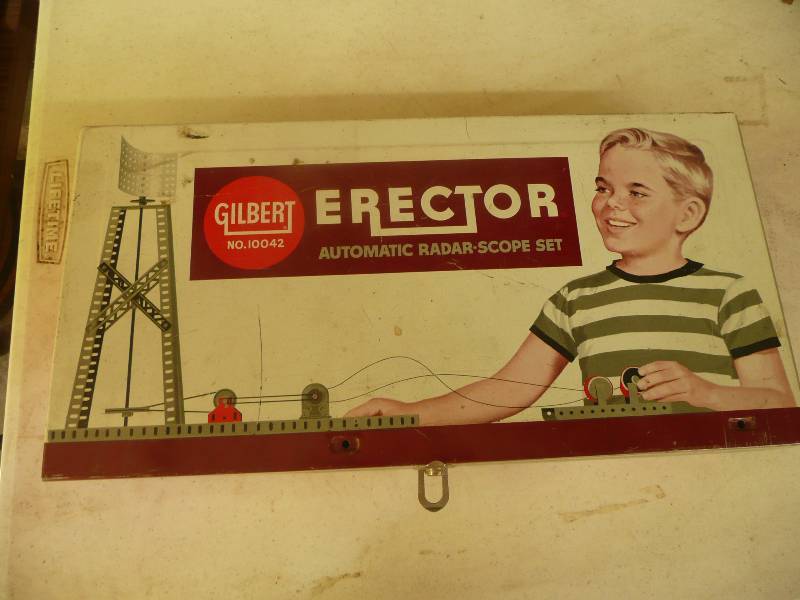 lot 69 image: Vintage Erector Set With Box