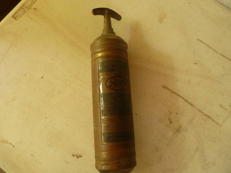 lot 82 image: Vintage Pyrene Fire Extingwisher