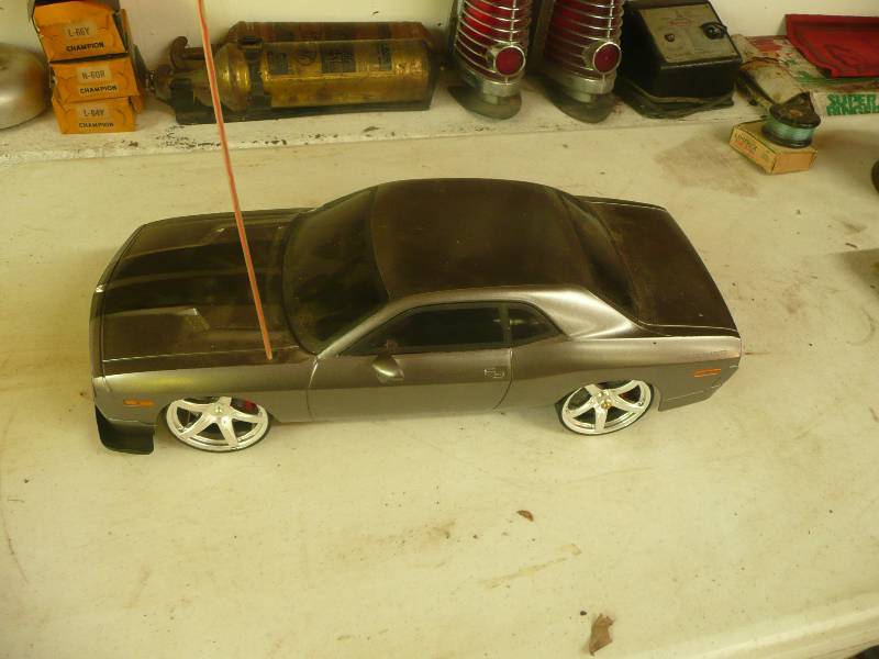 lot 102 image: Vintage New Bright Car