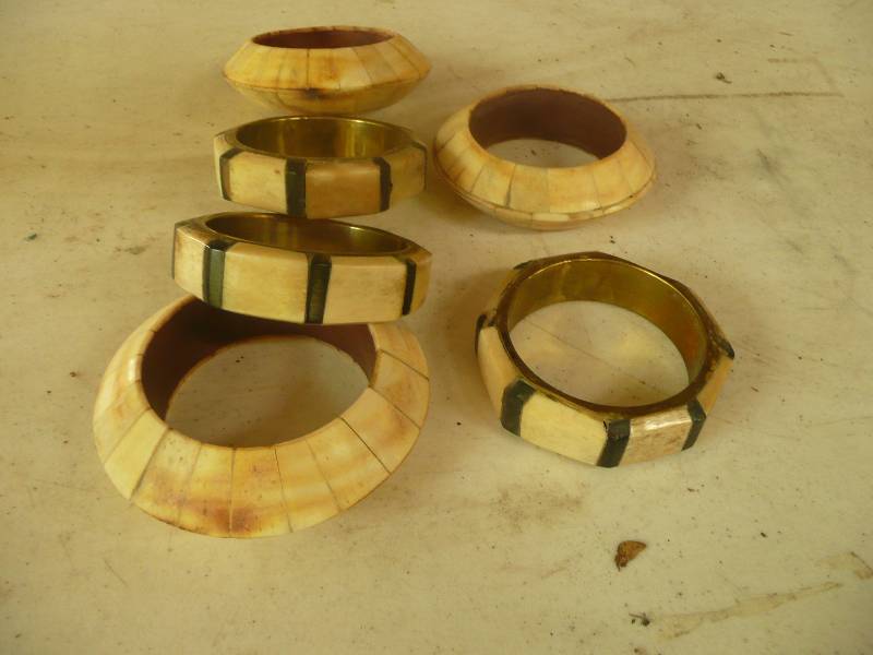 lot 109 image: Vintage Bracelets - Bone & Ebony