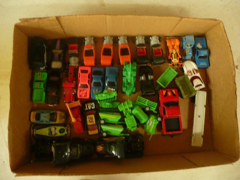 lot 114 image: Vintage Box Of Hot Wheels