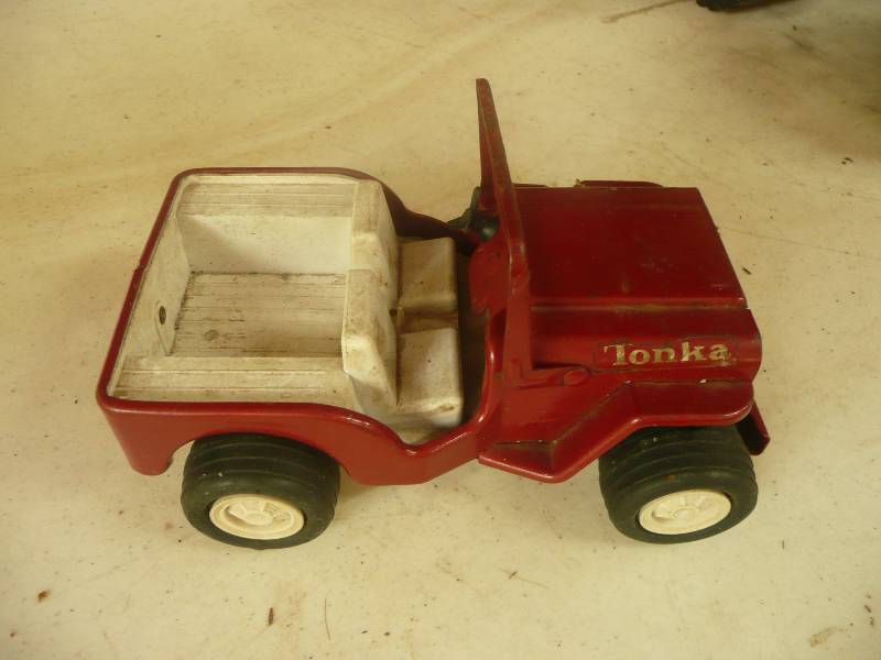 lot 142 image: Vintage Tonka