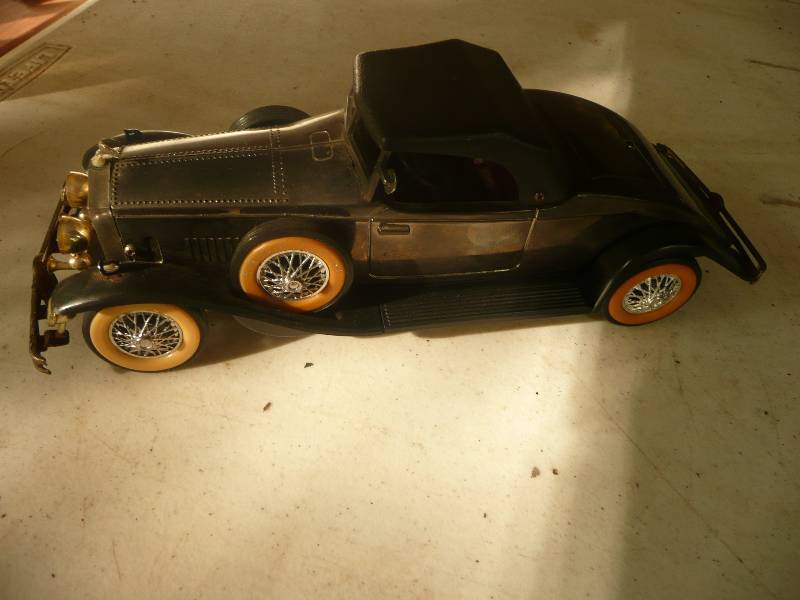 lot 163 image: Vintage Rolls Royce Radio Car