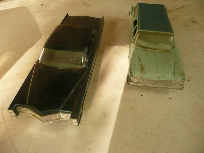lot 164 image: Vintage PromoDealer Model Cars - WOW