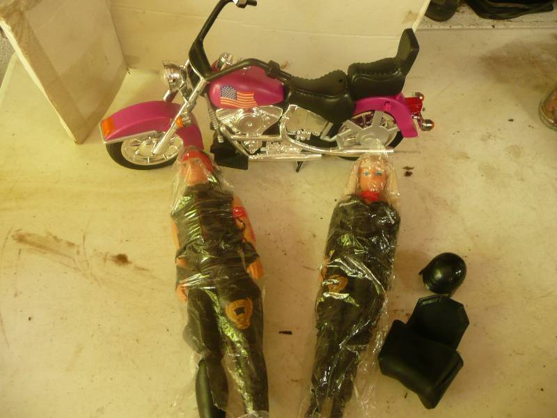 lot 208 image: Vintage Easy Rider Set
