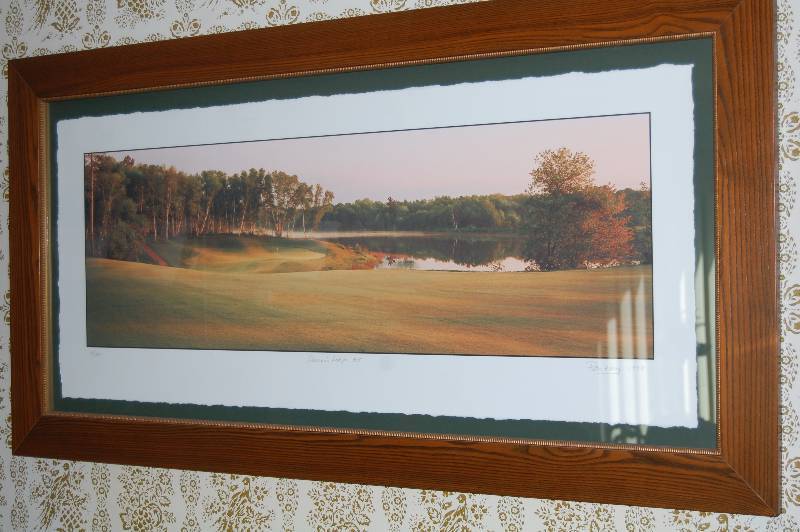 lot 21 image: Framed Picture