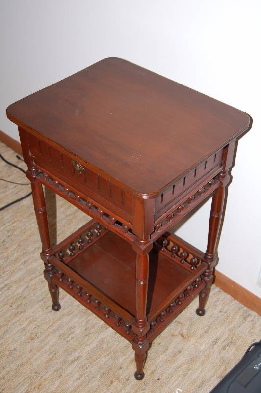 lot 56 image: Antique table  stand