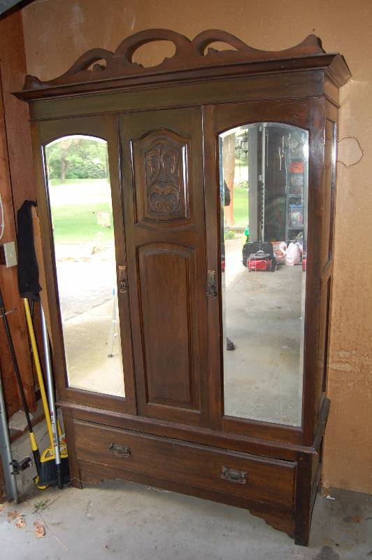 lot 97 image: Antique Armoire with Mirrors