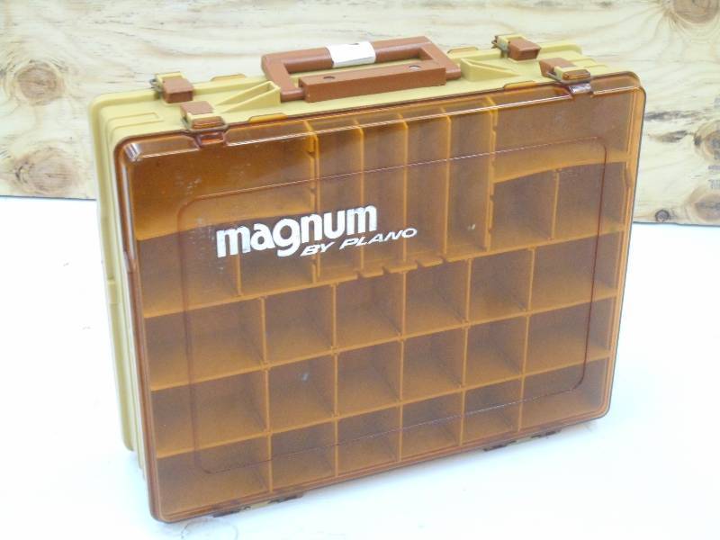 lot 21 image: Plano Magnum Double-Sided Tackle Bo...