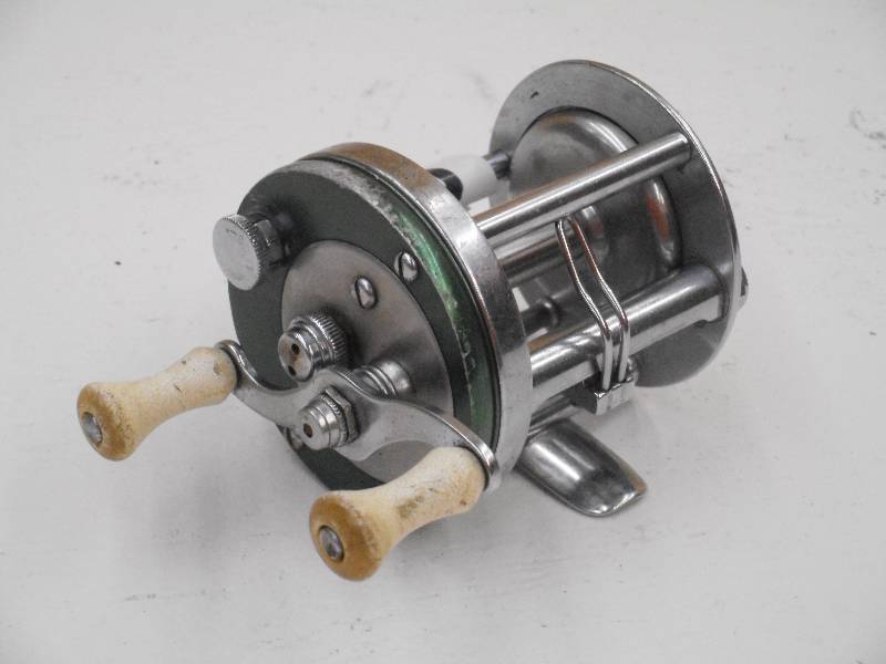 lot 32 image: Shakespeare Marhoff 1964 Model-GE N...