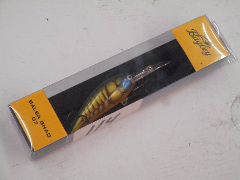 lot 114 image: New Bagley #07 Balsa Shad Lure ...