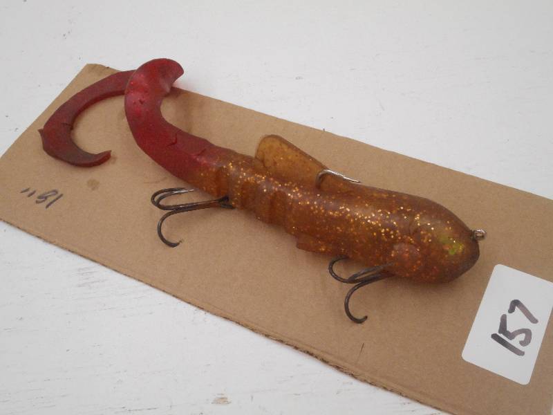 lot 157 image: (1) 18 Muskie Lure ...