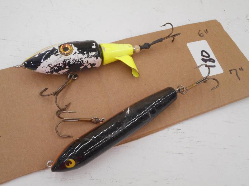 lot 180 image: (1) 6 & (1) 7 Muskie Lures ...