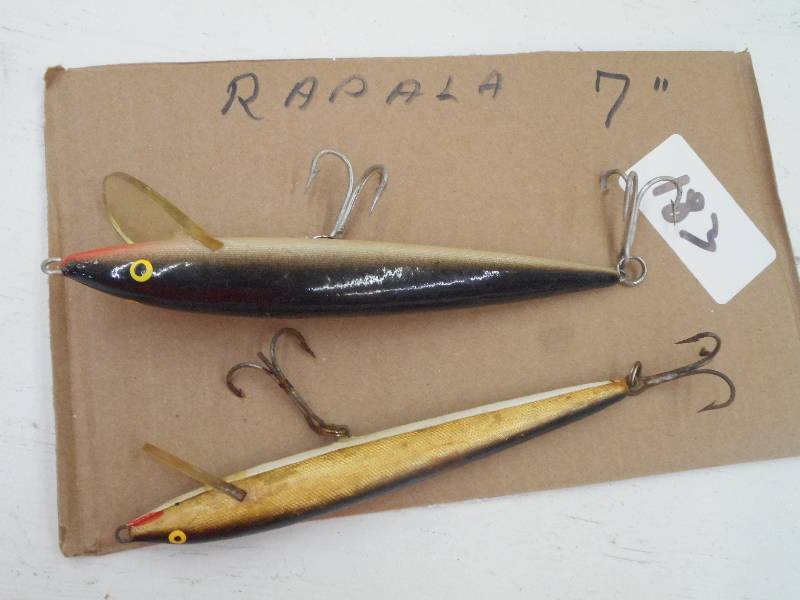 lot 183 image: (2) 7 Rapala Muskie Lures ...