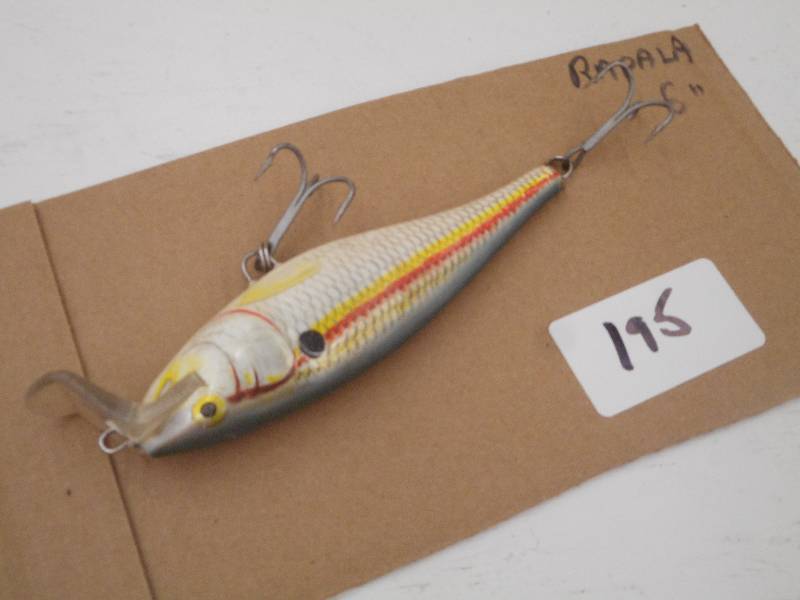 lot 195 image: (1) Rapala 6 Muskie Lure...