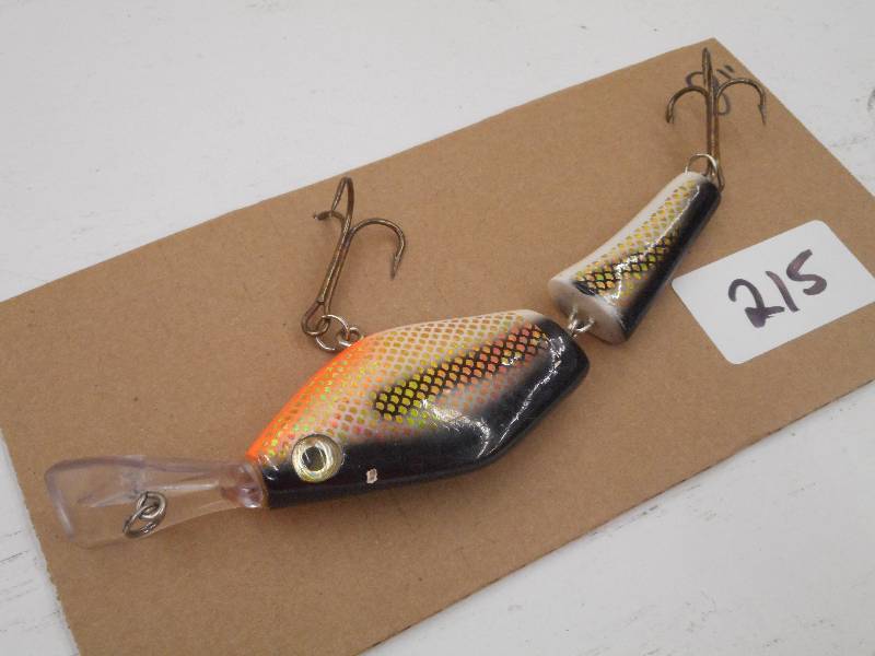 lot 215 image: (1) 8 Muskie Lure ...