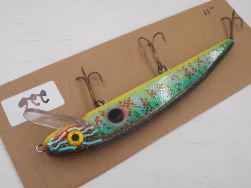 lot 226 image: (1) 11 Muskie Lure ...
