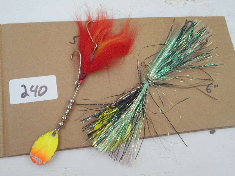 lot 240 image: (1) 5 & (1) 6 Muskie Lures ...