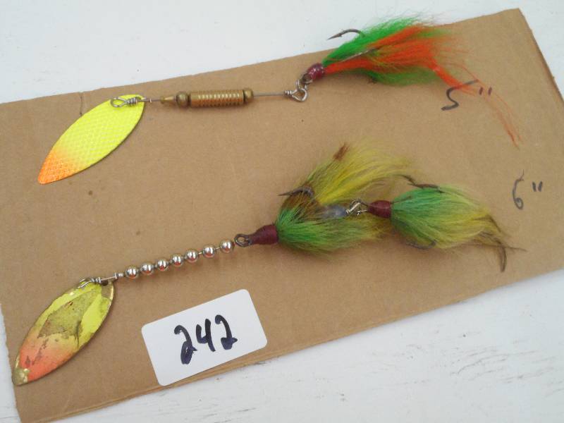 lot 242 image: (1) 5 & (1) 6 Muskie Lures ...