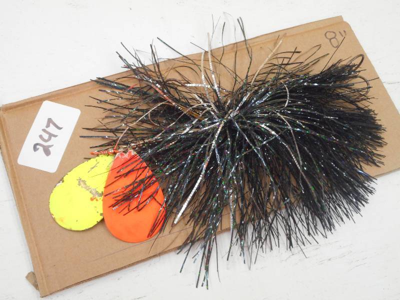lot 247 image: (1) 8 Muskie Lure ...